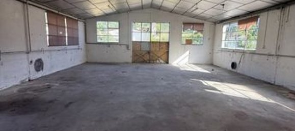 Gewerbliche Immobilie in Dortan, France 200m², Nr. 309259 3
