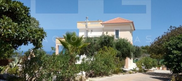 3 bedrooms Villa in Crete, Greece No. 315 2
