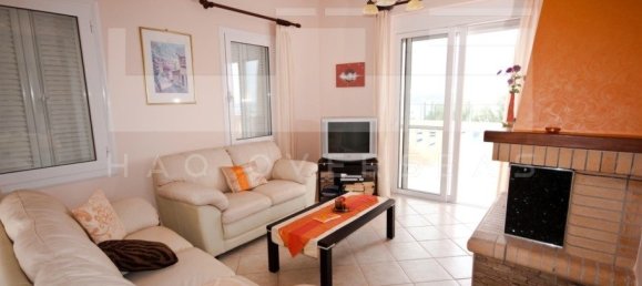 3 bedrooms Villa in Crete, Greece No. 315 11