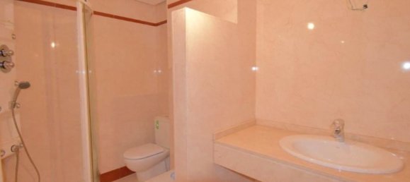 Apartamento de 3 dormitorios en Torrevieja, Spain No. 187994 16