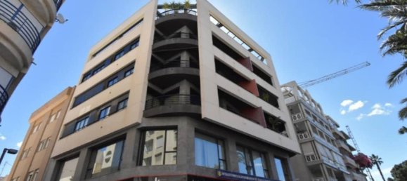 Apartamento de 3 dormitorios en Torrevieja, Spain No. 187994 25