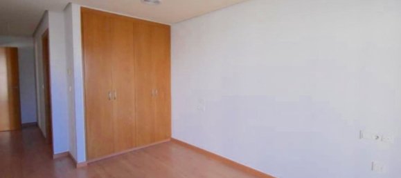 Apartamento de 3 dormitorios en Torrevieja, Spain No. 187994 10