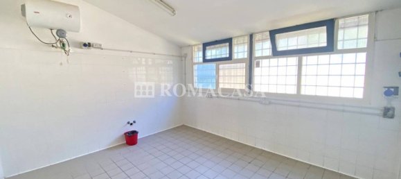 Propriété commerciale à Rome, Italy 135m² No. 78783 2