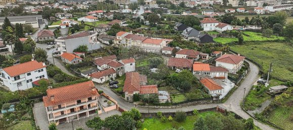 Дом с 3 спальнями в Гимарайнш, Португалия № 177309 12