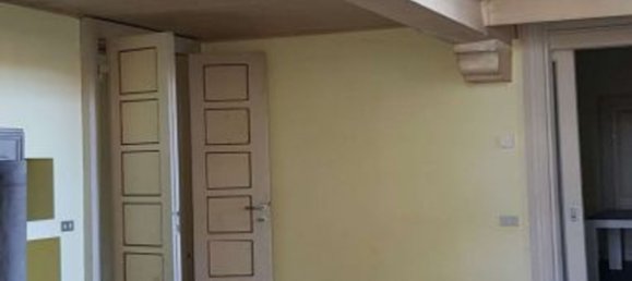 Квартира с 4 комнатами в Карате Брианца, Италия № 98388 4