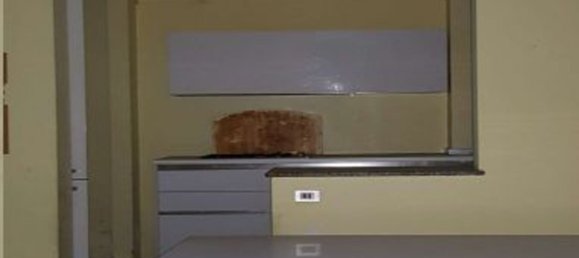 Квартира с 4 комнатами в Карате Брианца, Италия № 98388 10