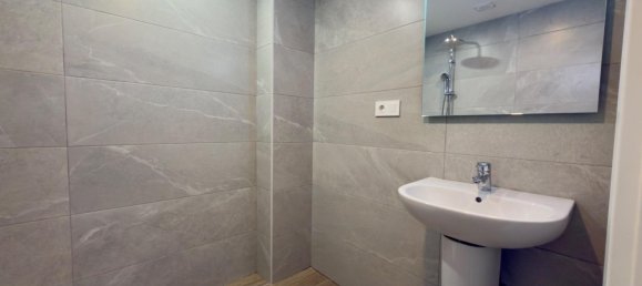 8 dormitorios propiedad comercial en venta en Alicante, Comunidad Valenciana, Spain № 365007 2