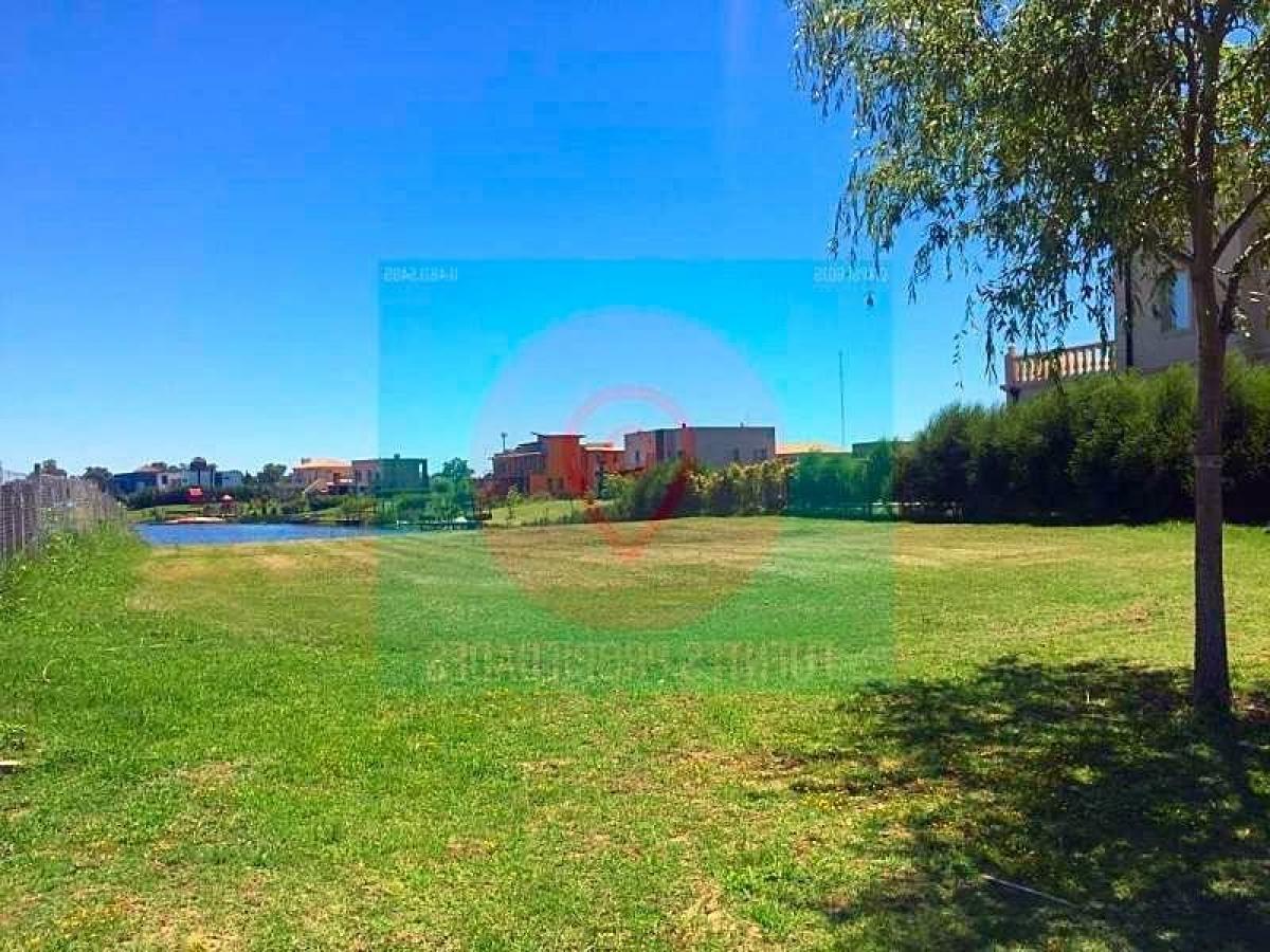  Land in Tigre, Argentina No. 117305