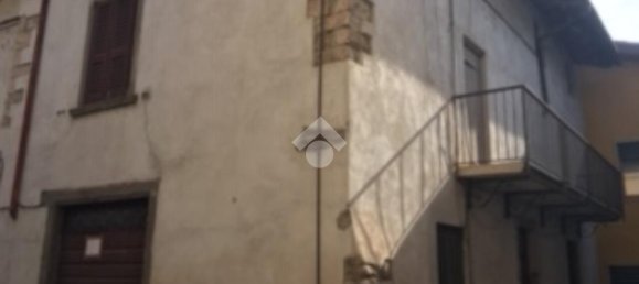 5 rooms House in Palazzolo sull'Oglio, Italy No. 4541 2