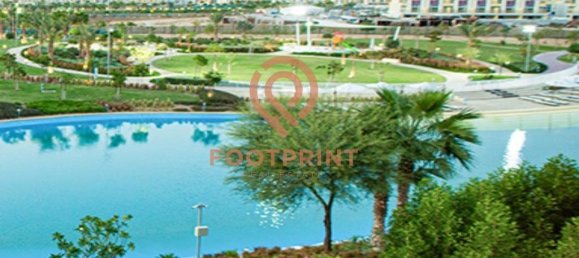 3 bedrooms Townhouse in Dubai, UAE No. 24185 10