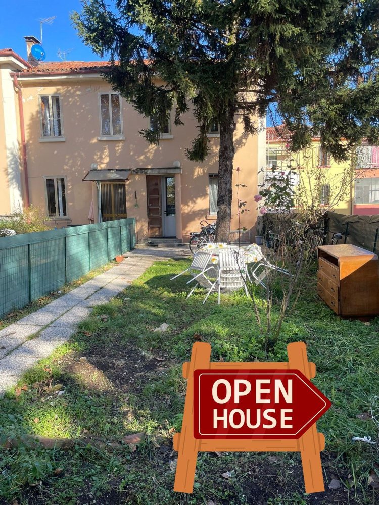 4 rooms House in Thiene, Italy No. 213344