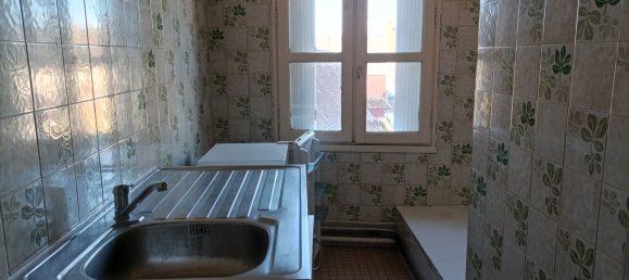 Здание в Левру, Франция № 228713 11