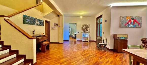 6 غرف نوم فيلا في Rolo, Italy رقم 61255 3