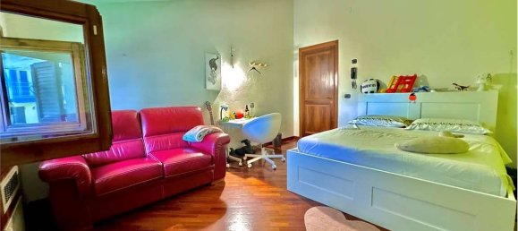 6 غرف نوم فيلا في Rolo, Italy رقم 61255 38