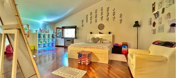 6 غرف نوم فيلا في Rolo, Italy رقم 61255 30