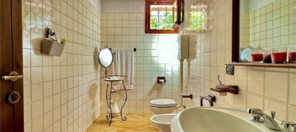 6 غرف نوم فيلا في Rolo, Italy رقم 61255 47