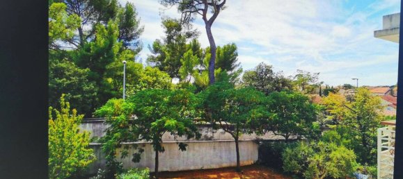 Apartamento de 2 dormitorios en Marseille, France No. 334285 8