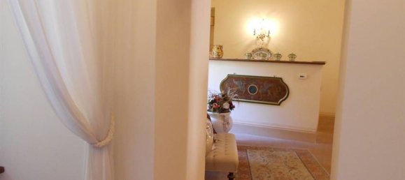 3غرفة شقة في Spoleto, Italy رقم 104394 5