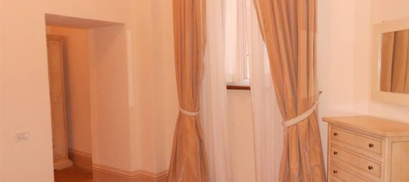 3غرفة شقة في Spoleto, Italy رقم 104394 8