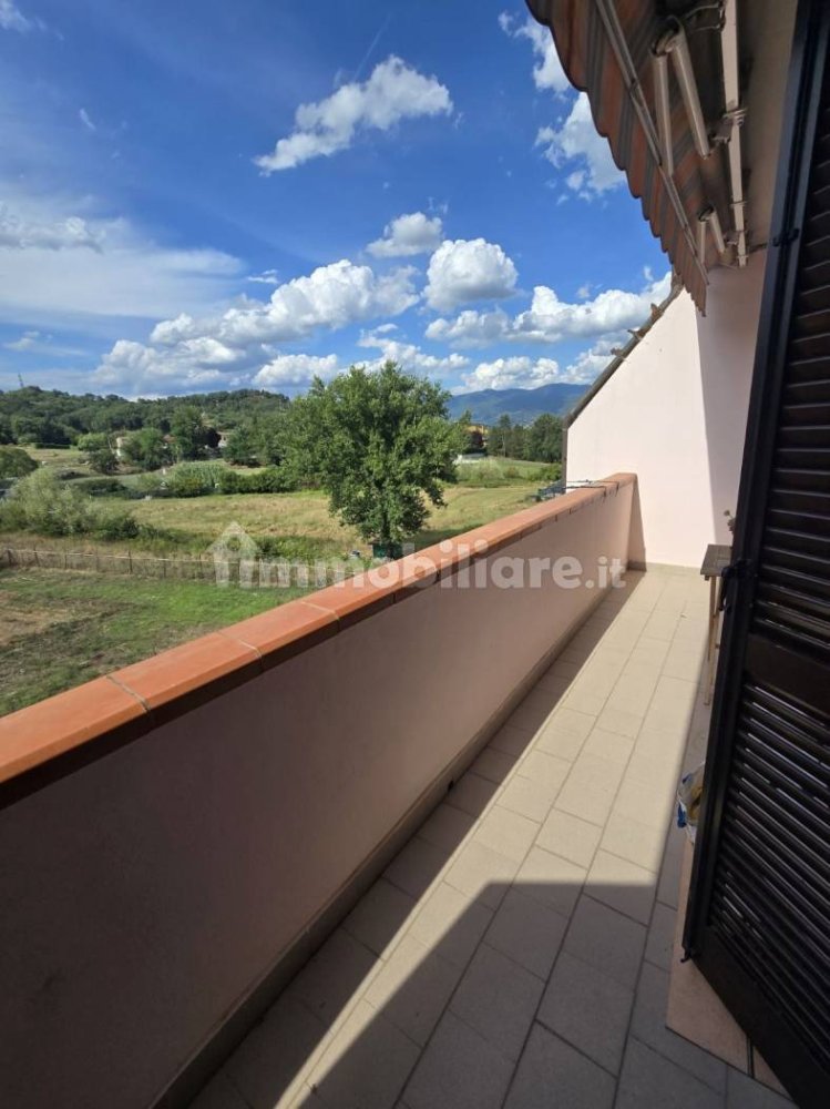Apartamento de 2 dormitorios en San Giovanni Valdarno, Italy No. 269849