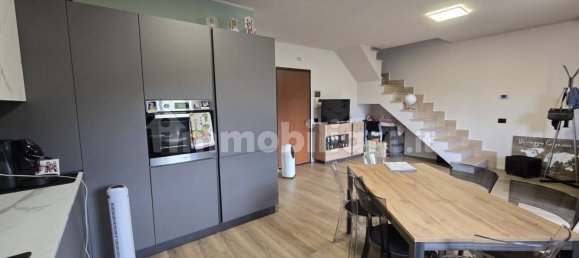 Apartamento de 2 dormitorios en San Giovanni Valdarno, Italy No. 269849 4