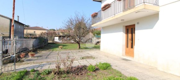 3 bedrooms House in Pernumia, Italy No. 59413 3