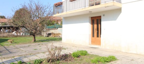 3 bedrooms House in Pernumia, Italy No. 59413 28