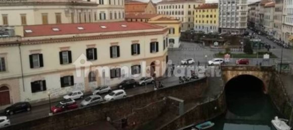 3 bedrooms Apartment in Livorno, Italy No. 101896 11