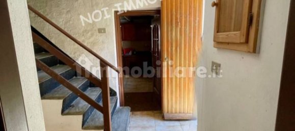 Дом с 13 спальнями в Сасселло, Италия № 108012 8