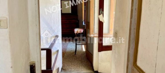 Дом с 13 спальнями в Сасселло, Италия № 108012 34