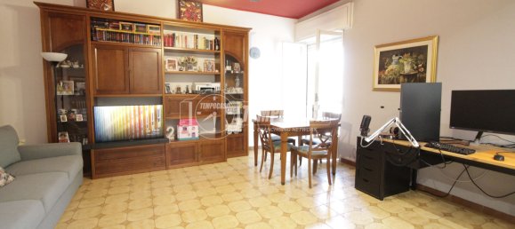 3غرفة شقة في Cologno Monzese, Italy رقم 258145 19