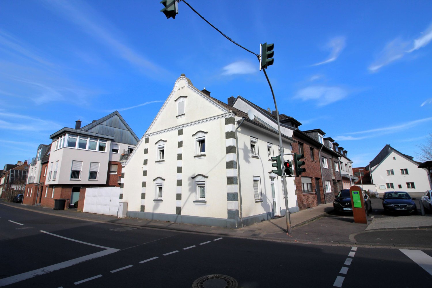 4 bedrooms Townhouse in Rhein-Erft, Germany No. 150483