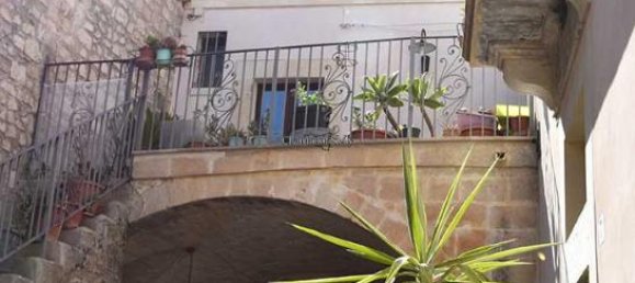 Casa de 5 divisões em Ragusa, Italy N.º 233228 2