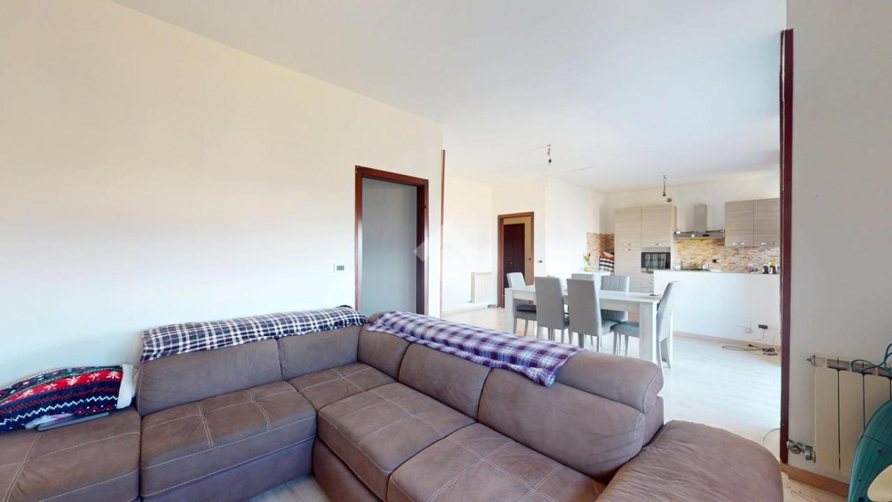 5 rooms Apartment in Altavilla Vicentina, Italy No. 235509