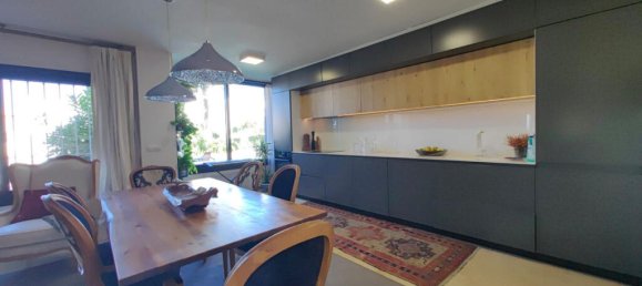 Dúplex de 3 dormitorios en Estepona, Spain No. 185399 2