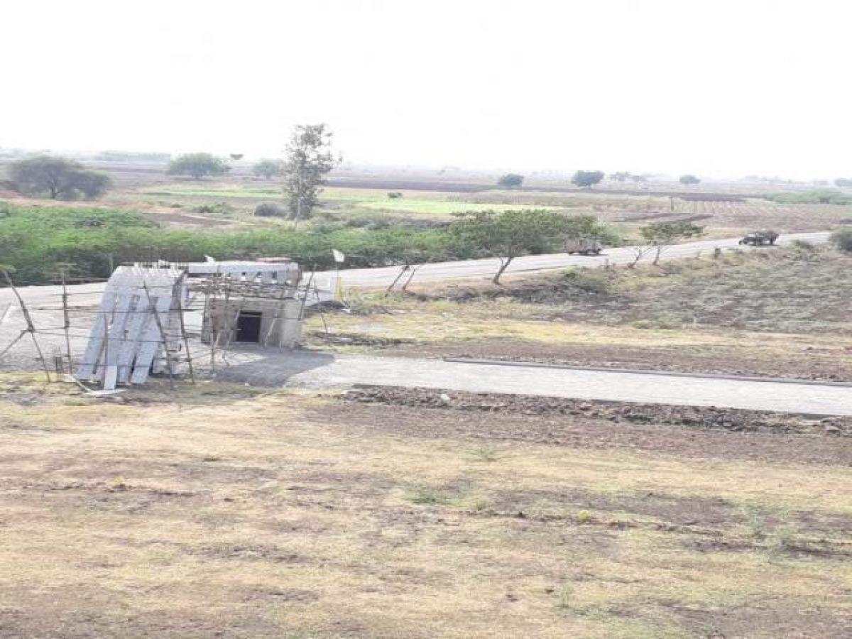  Land in Guntur, India No. 32165