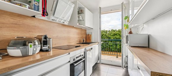 Apartamento de 2 dormitorios en Rueil-Malmaison, France No. 296561 10