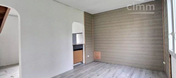 Casa de 3 dormitorios en Bourges, France No. 53686 6