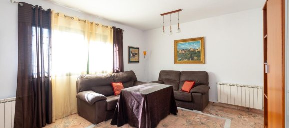 4 bedrooms House in Jun, Spain No. 94779 47