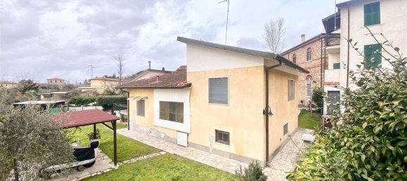 6 rooms Apartment in Luni, Italy No. 223517 5