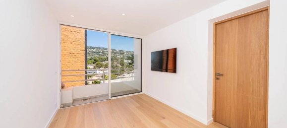 3 bedrooms Apartment in Cannes, France No. 1915 5