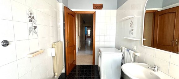 Квартира с 4 комнатами в Рим, Италия № 46717 25