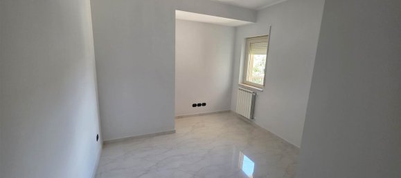 4غرفة شقة في San Cataldo, Italy رقم 309710 8