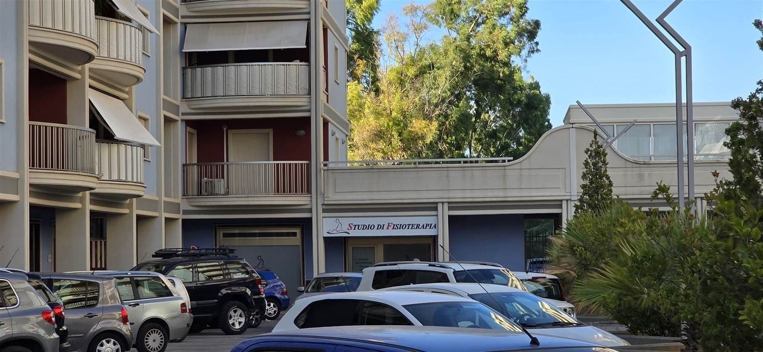 4غرفة شقة في San Cataldo, Italy رقم 309710