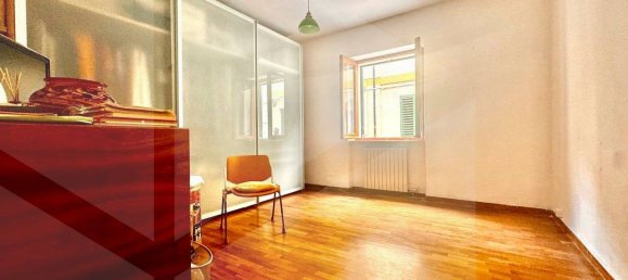 3-salle Appartement à Vasto, Italy No. 28404 7