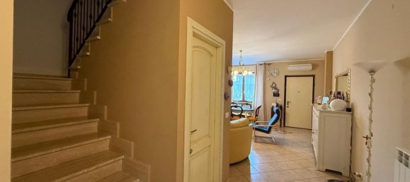 4 rooms House in Capodimonte, Italy No. 162268 8