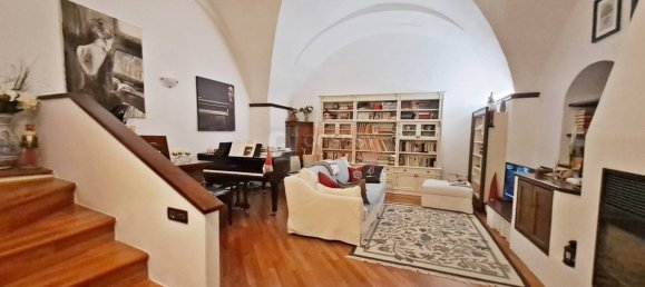 5 bedrooms House in Albenga, Italy No. 271643 4