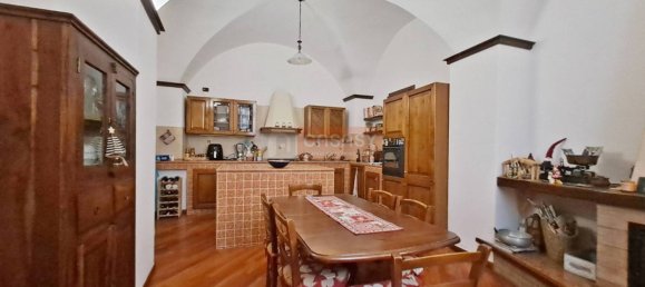 5 bedrooms House in Albenga, Italy No. 271643 6