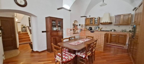5 bedrooms House in Albenga, Italy No. 271643 8