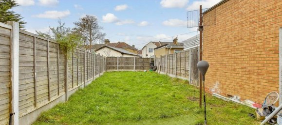 3 Schlafzimmer Haus in Essex, United Kingdom, Nr. 3989 11